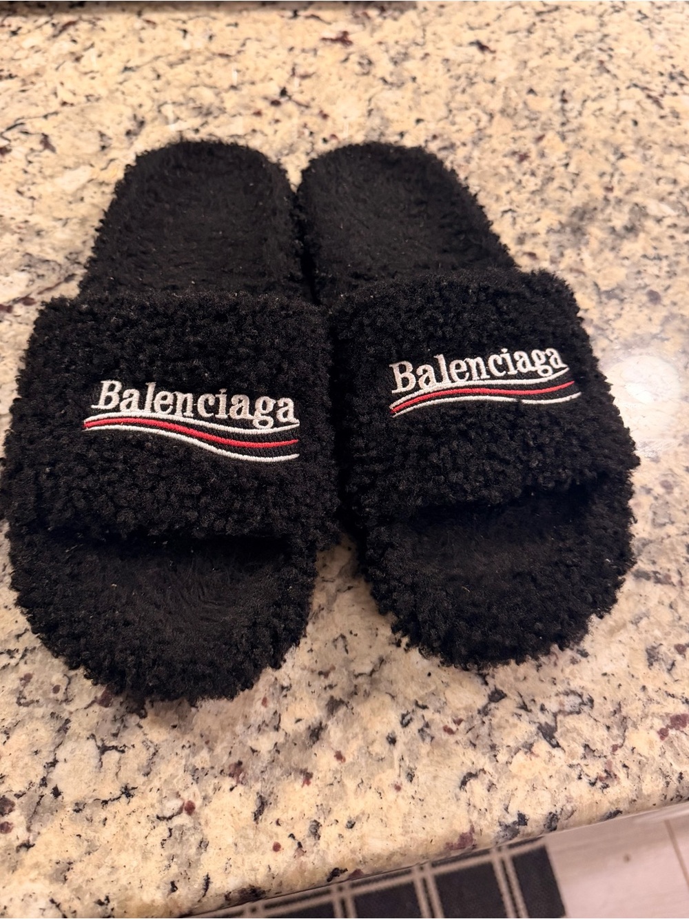 luxury Men's Black Fuzzy Slide Loafers